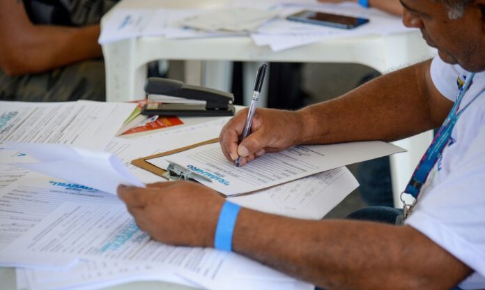 emprego Feira em Salvador terá mais de 400 vagas de emprego e estágio; saiba como se inscrever