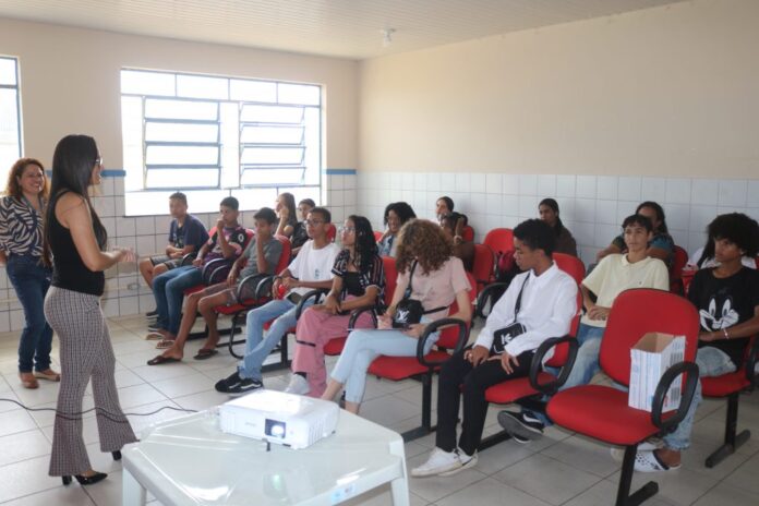 Jovem aprendiz, Cras, Vitória da Conquista