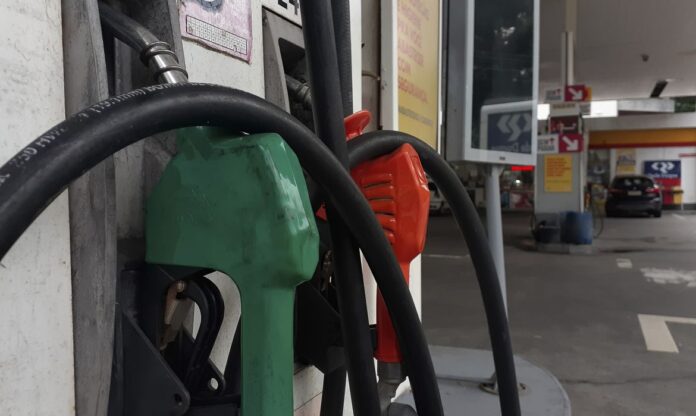 Preços dos combustíveis aumentam em Salvador mesmo após redução às distribuidoras