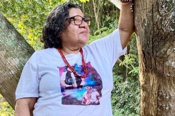 Indígena Maria de Fátima