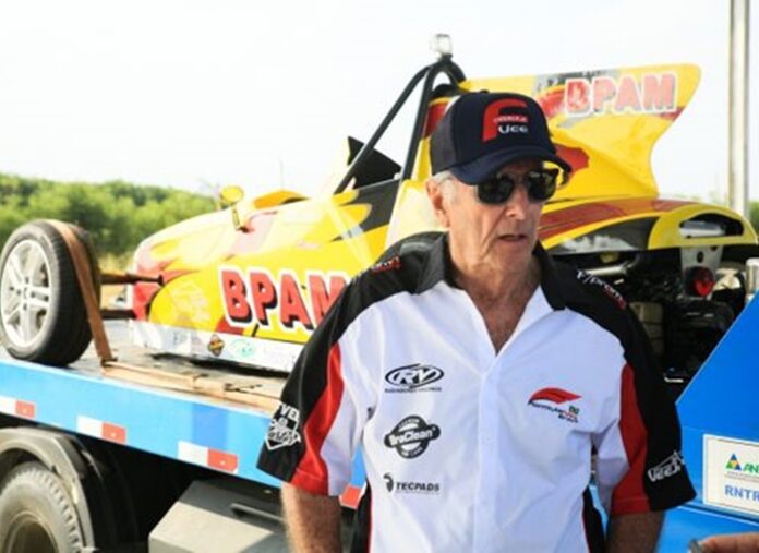 Ex-piloto-da-F1-Wilson-Fittipaldi-em-visita-ao-autodromo-de-Campos-SP-em-2019-Foto-Reproducao-J3-News-01