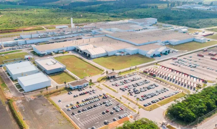 destaque1-foto-aerea_planta-toyota-sorocaba-1