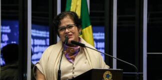 Elisângela Araújo se filia ao PSB para disputar vaga na Câmara