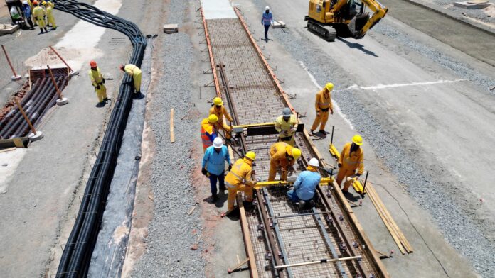 Obras do Veículo Leve sobre Trilhos (VLT)