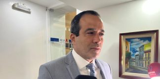 "Nem os aliados gostam dele", dispara Bruno Reis sobre Rui Costa