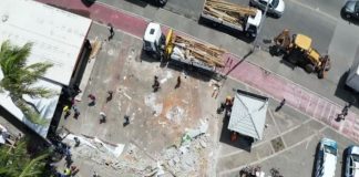 Prefeitura de Salvador remove quiosques irregulares em Itapuã