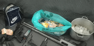 Polícia apreende drogas e armas após sequestro em Tancredo Neves