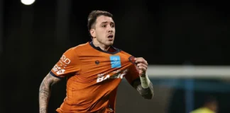 Vitória acerta a contratação do centroavante uruguaio