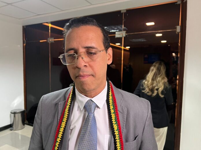 6dc8a86a-ef11-497b-bb16-b7192cce3efb Hilton Coelho cobra ações do governo para amenizar o preço dos combustíveis