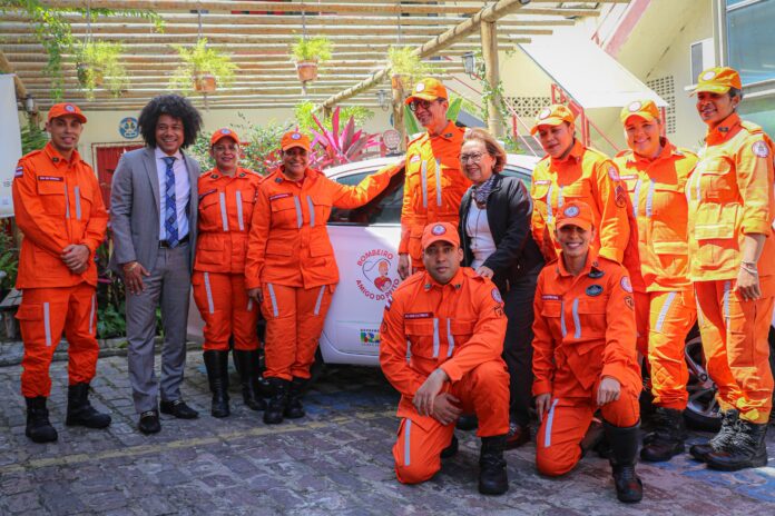 Lídice entrega viatura para Bombeiros