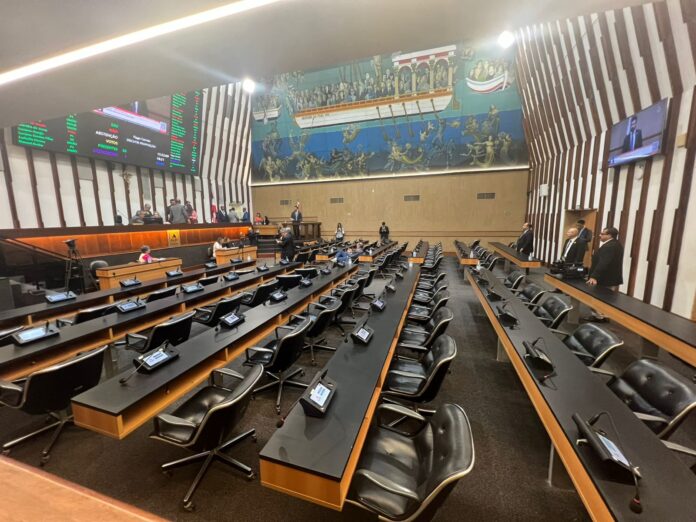 ALBA aprova mudança na data da posse do governador e do vice
