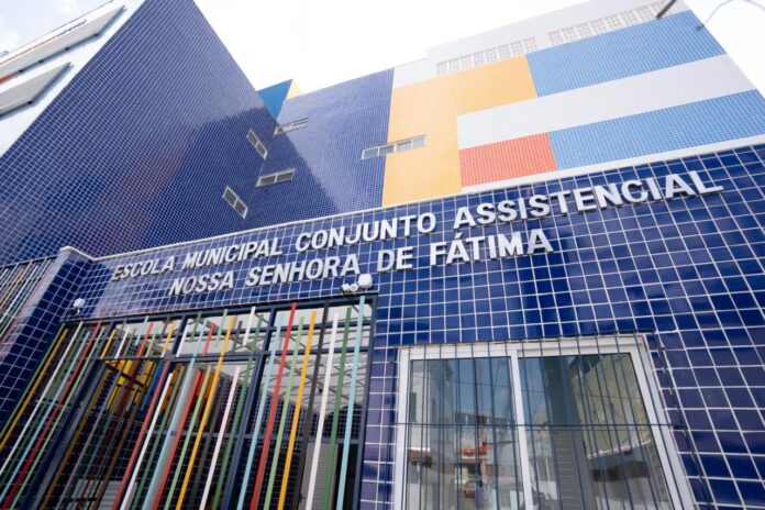Escola no Alto das Pombas