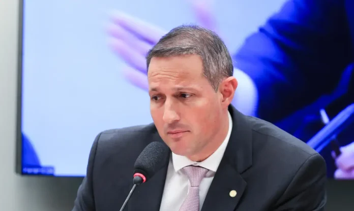 guilherme derrite