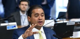 Operação da PF prende senador por golpes no INSS