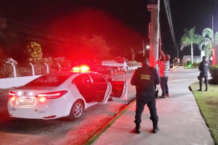Anúncios sem autorização são removidos