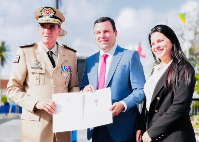 Superintendente da Sufotur recebe Medalha do Mérito Policial Militar