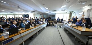 Otto Alencar nega questão de ordem de Eduardo Girão em sabatina de Jorge Messias