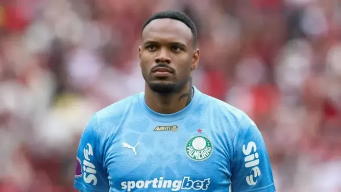 Goleiro do Palmeiras é alvo de injúria racial em clássico contra o Corinthians