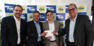 Carlos Muniz Filho oficializa filiação ao PSDB