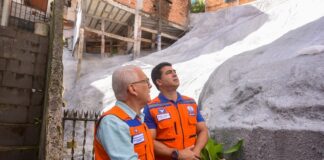 Prefeitura entrega nova proteção de encosta no Pero Vaz e amplia ações de prevenção em áreas de risco