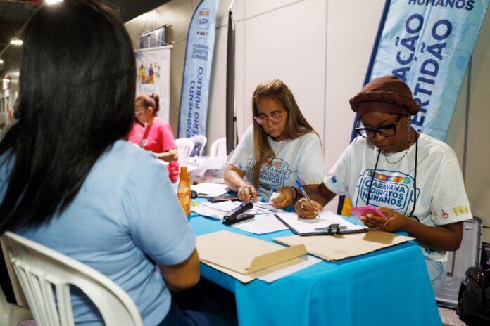 caravana direitos humanos_ Caravana dos Direitos Humanos oferece serviços gratuitos em Salvador