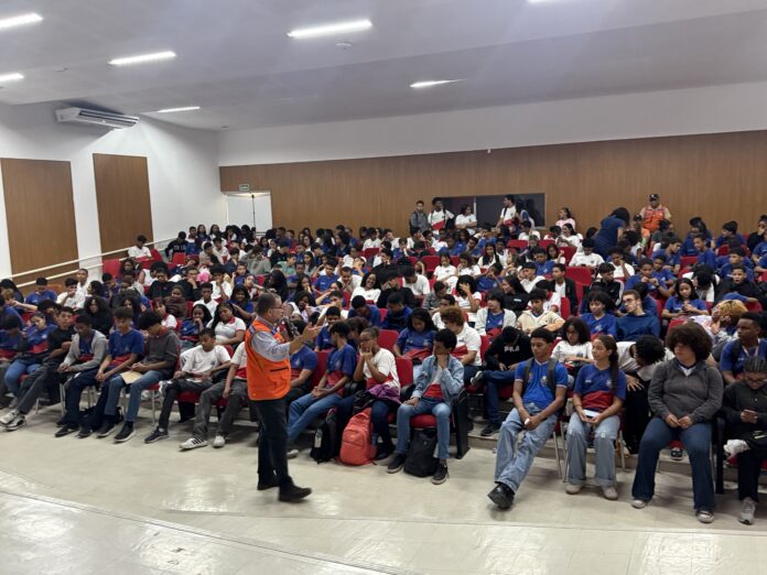 Bahia lança projeto de formação preventiva da Defesa Civil em escolas estaduais