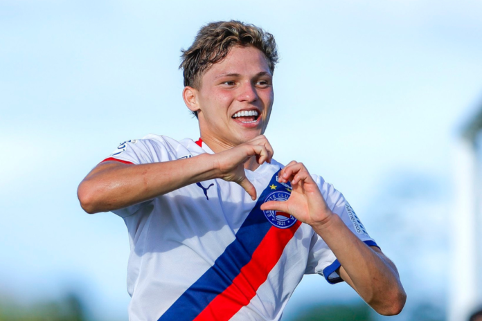 Olha ele, Ceni! Joia do Bahia desencanta após três meses e marca golaço pelo Brasileirão sub-20
