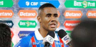 Meia do Bahia se aproxima de melhor marca na carreira