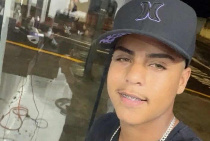 luan Adolescente de 14 anos é morto a tiros após correr de PMs