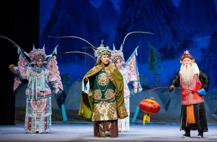 pequim Salvador recebe workshop gratuito com imersão cultural sobre a Ópera de Pequim