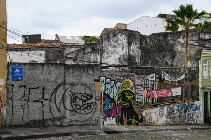 praca do reggae abandonada pelourinho Após 15 anos de abandono, Praça do Reggae passará por obras de requalificação