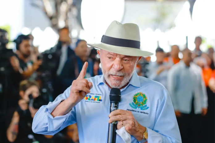 No Nordeste, Lula defende reestatização e diz sonhar com volta da Eletrobras e BR Distribuidora
