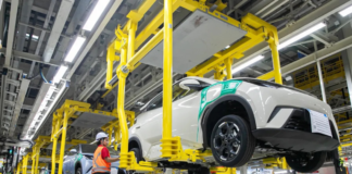 Vagas de emprego na BYD: montadora realiza mutirão para cargos de operador na Bahia