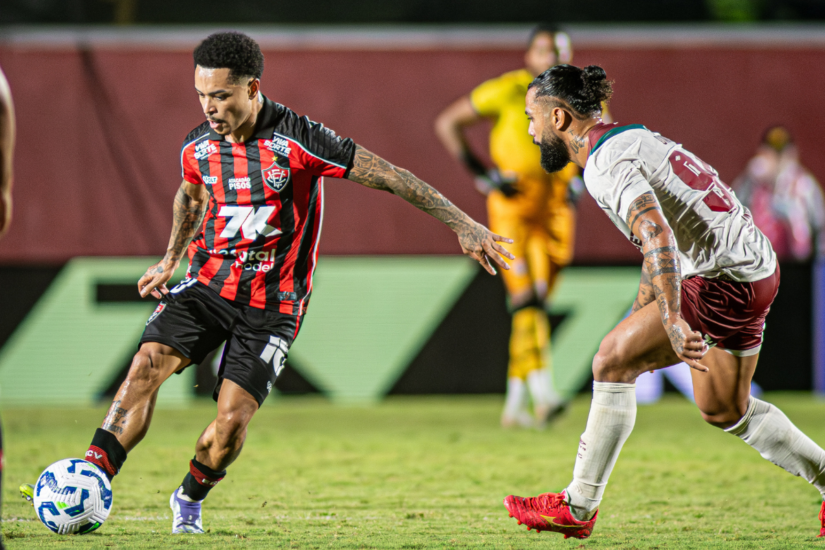 Fluminense x Vitória se enfrentam pela 15ª rodada do Brasileirão, no Maracanã; saiba onde assistir