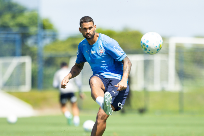 willian jose treino bahia Em reapresentação, Ceni ganha reforços importantes para partida entre Bahia x Grêmio
