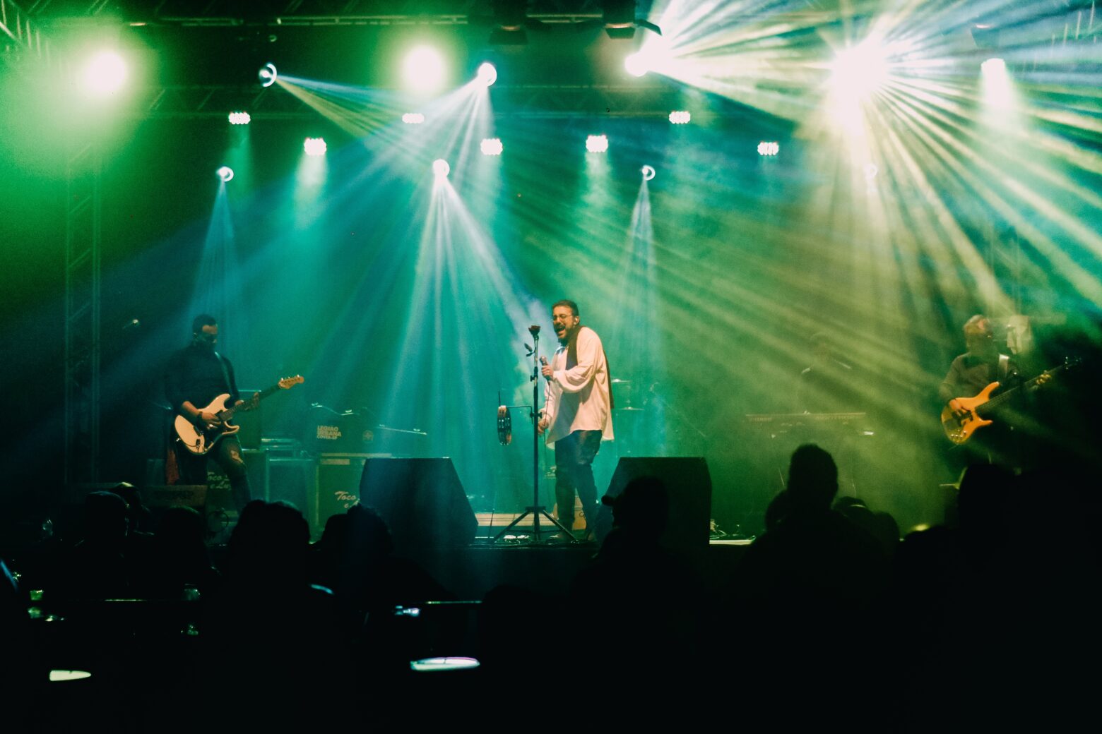 Salvador recebe maior show cover de Legião Urbana do país