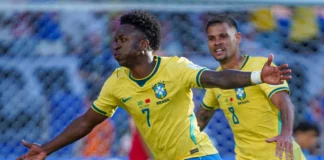 Vini Jr. assume artilharia da era Ancelotti e repete feitos de campeões mundiais