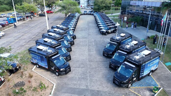 Viaturas entregues pelo GOVBA Viaturas entregues pelo GOVBA