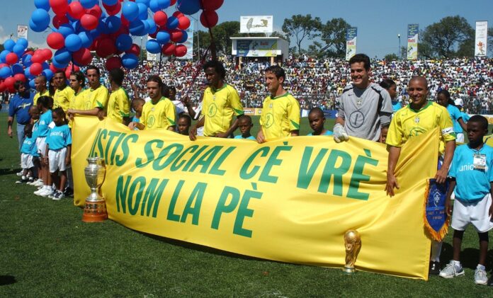 Relembre 'Jogo da Paz' entre Brasil e Haiti em 2004