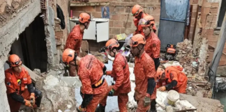 Imóvel desaba na zona norte do Rio de Janeiro; duas meninas morreram