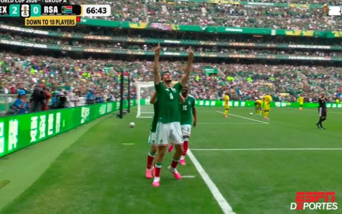 México abre Copa vencendo África do Sul em duelo com três expulsões