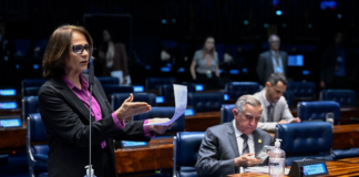 Em novo ataque bolsonarista, Senado susta norma do Conanda sobre aborto