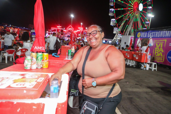 Começa nesta terça (22) o cadastro dos ambulantes para as festas populares de Salvador